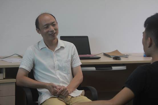 说明: D:\2019\WeChat Files\shleegzhu\Files\2017英国正版365官方网站“寻访员工足迹”员工(稿件、图片)\2017英国正版365官方网站“寻访员工足迹”员工(稿件、图片)\杨猛师兄\杨猛师兄.JPG