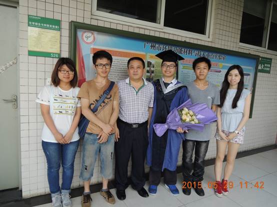 说明: D:\2019\WeChat Files\shleegzhu\Files\2017英国正版365官方网站“寻访员工足迹”员工(稿件、图片)\2017英国正版365官方网站“寻访员工足迹”员工(稿件、图片)\陈文斌师兄\陈文斌师兄(2).jpg